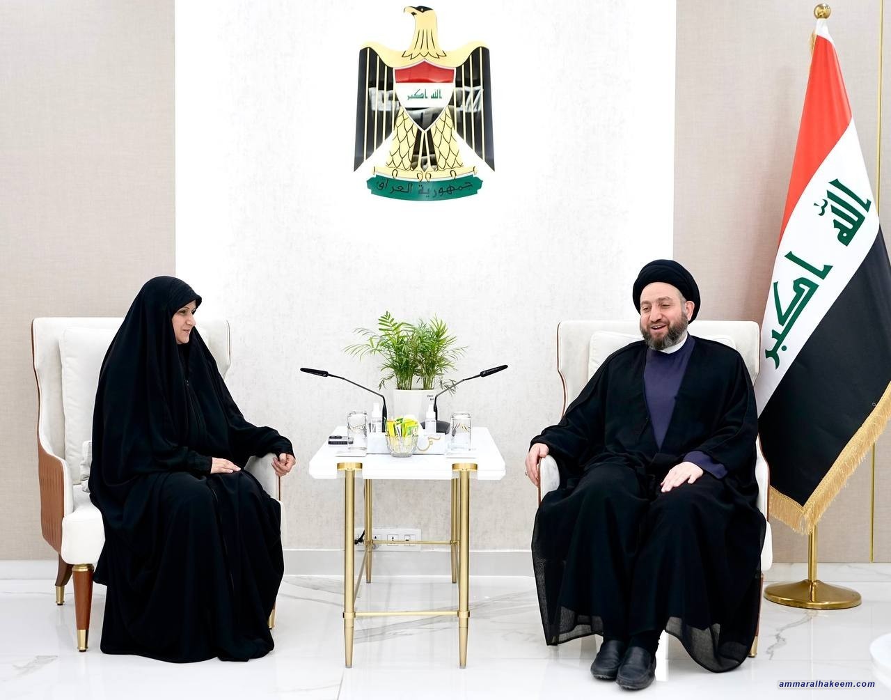 السيد الحكيم يدعو لاشراك القطاع الخاص في تقديم خدمة الانترنت بطريقة تنافسية