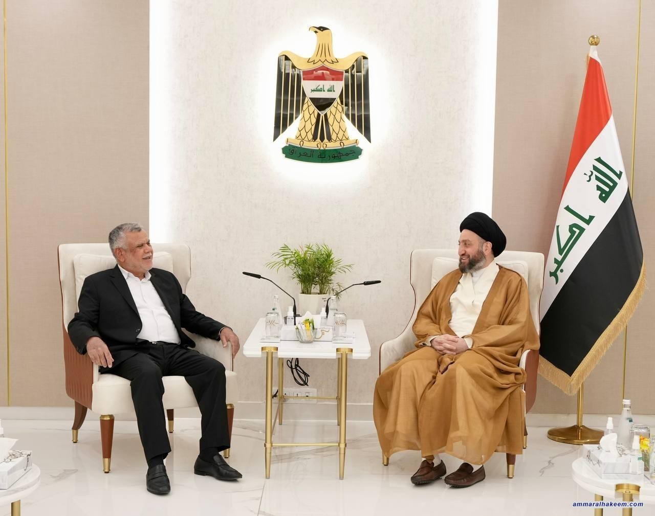 السيد الحكيم يلتقي العامري ويبحث معه تقوية الإطار التنسيقي وائتلاف ادارة الدولة