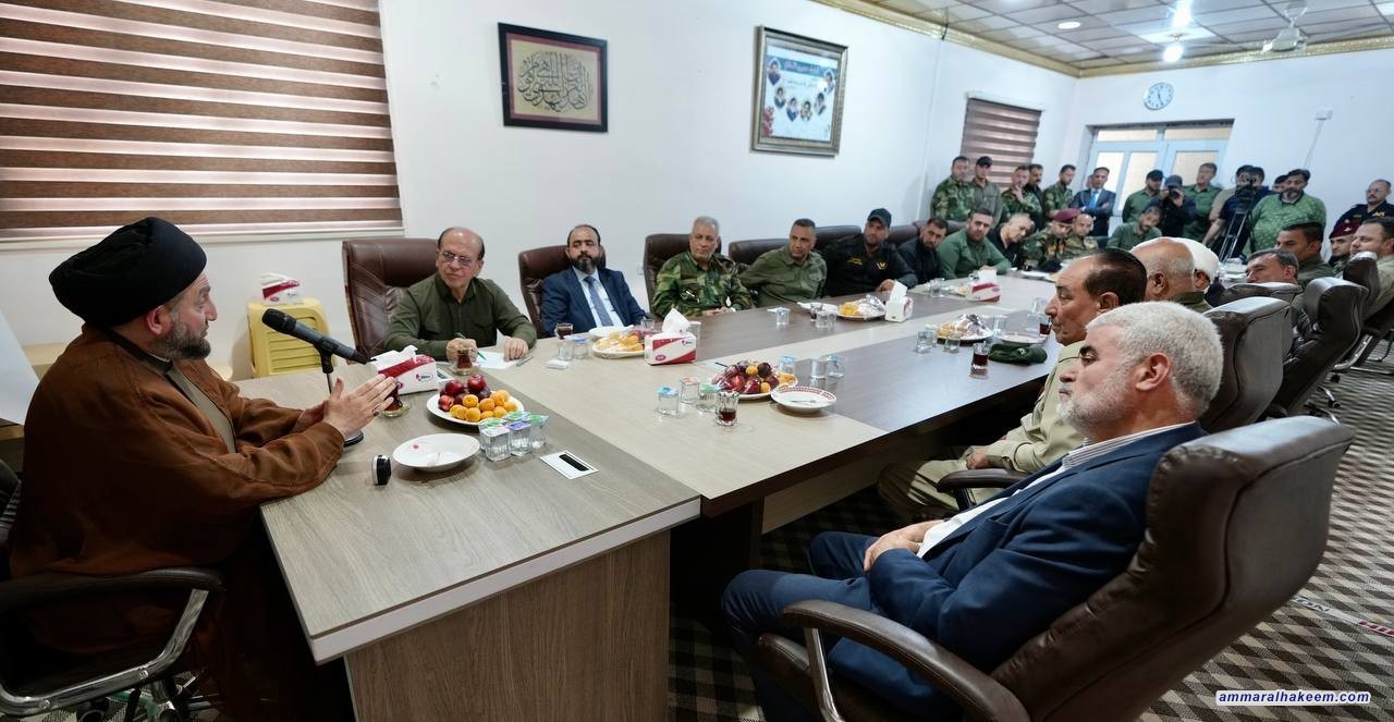 السيد الحكيم يشدد على ضرورة مأسسة الحشد الشعبي