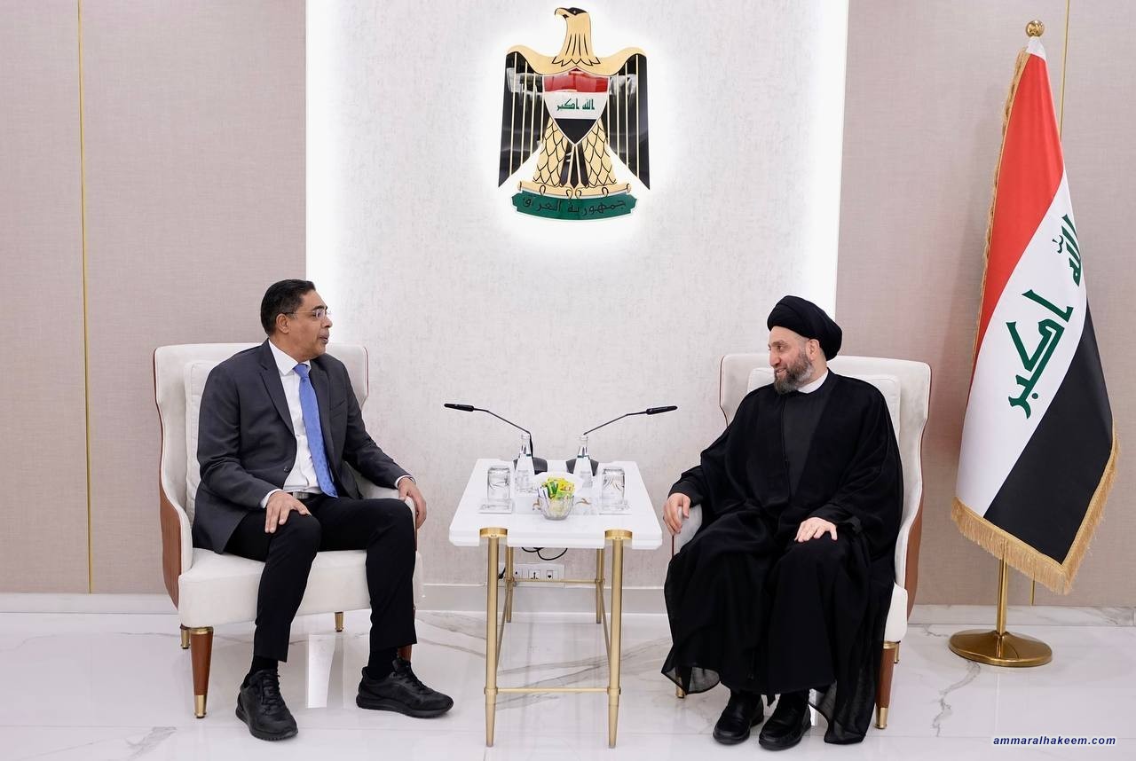 السيد الحكيم يبحث مع السفير الكويتي العلاقات الثنائية واستقرار المنطقة