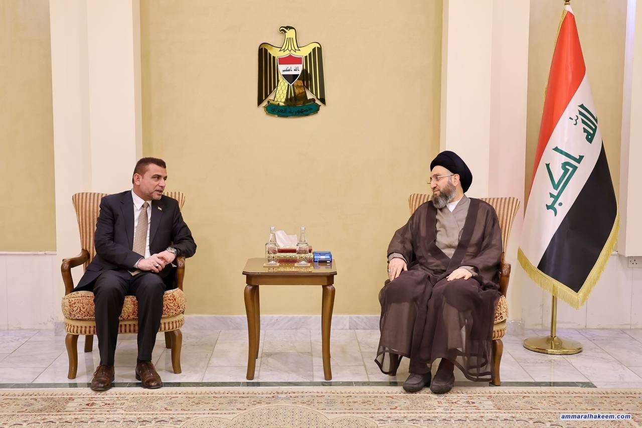 سەماحەتی حەكیم چاوی بە پارێزگاری زیقار دەكەوێت و خۆپیشاندان بە ئاسایی وەسف دەكات و داوا دەكات گوێ لە داواكاری خۆپیشانداران بگرن