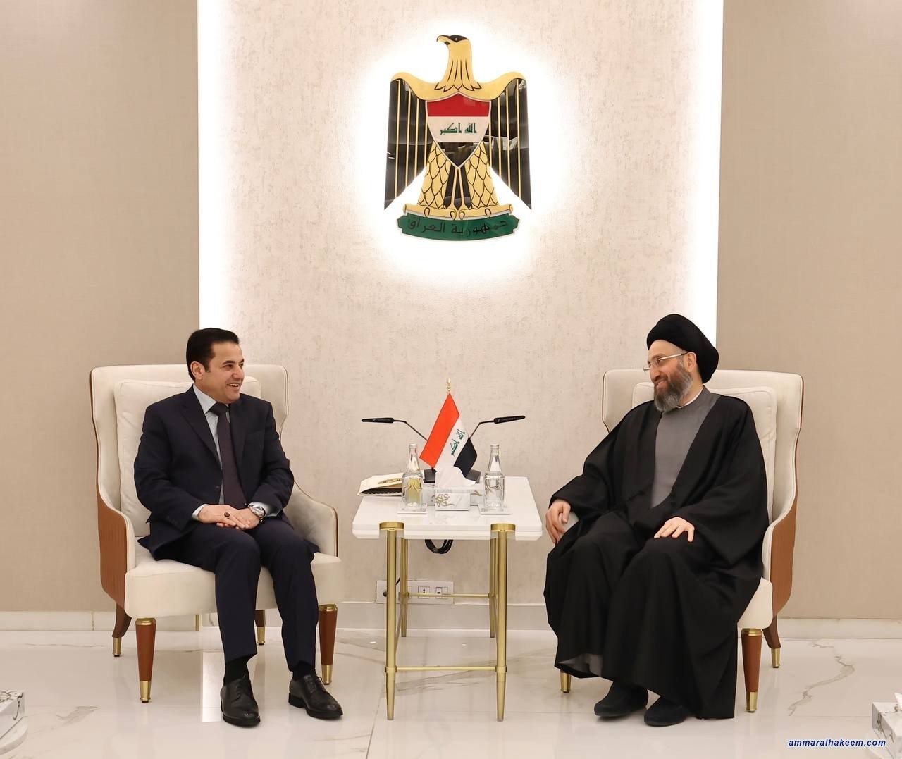 السيد الحكيم يشدد على حفظ الاستقرار العام في البلاد على المستوى السياسي والأمني والاجتماعي