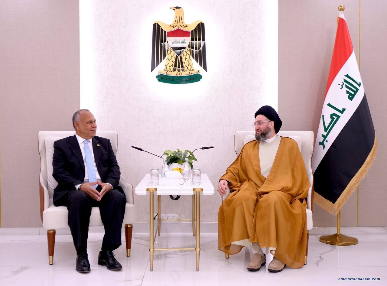 السيد الحكيم يلتقي السفير الفنزويلي ويبحث معه العلاقات الثنائية