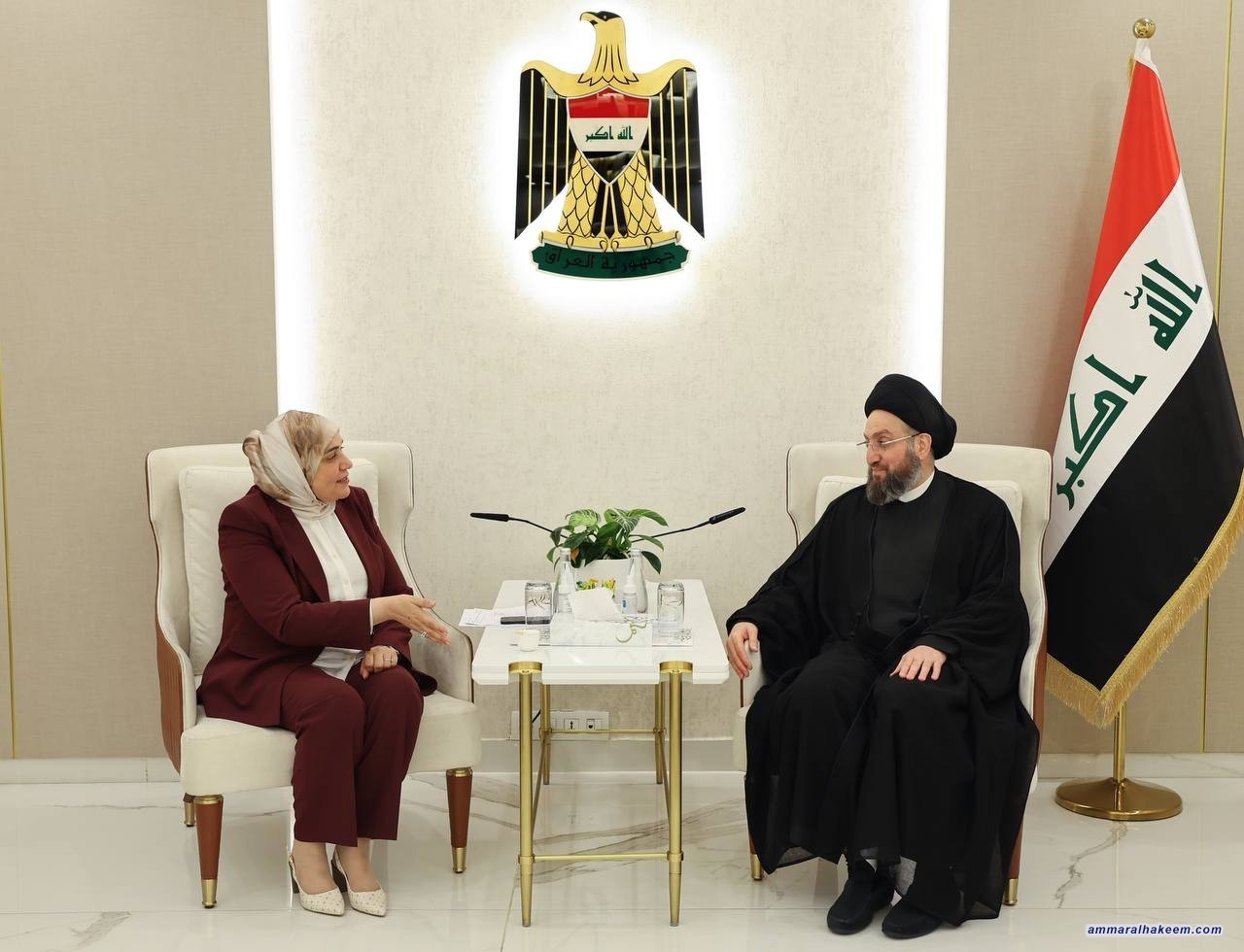 السيد الحكيم يدعو لإطلاق تخصيصات المحافظات خاصة الاشد فقرا منها