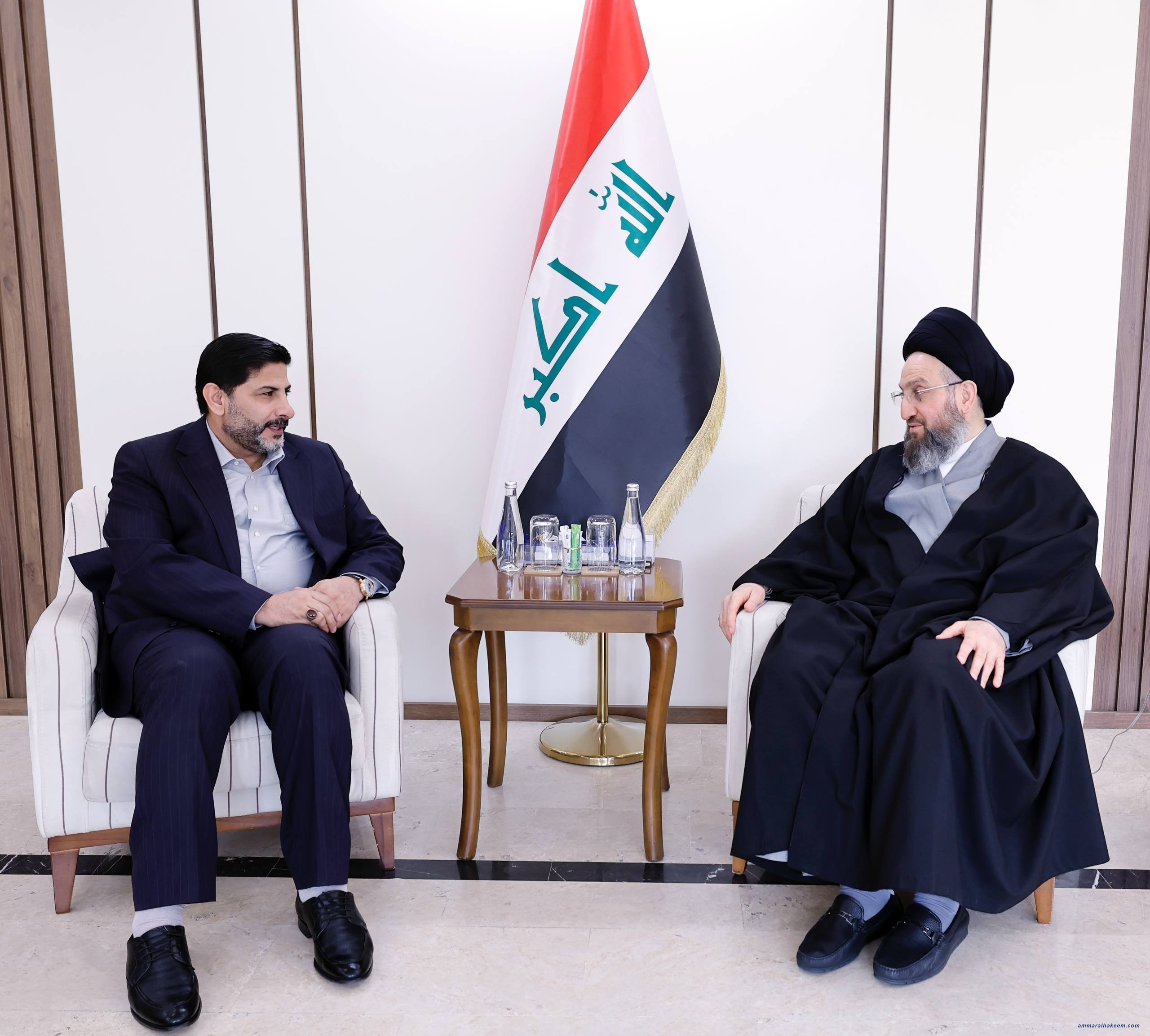 السيد الحكيم يؤكد خلال لقائه الأسدي أهمية الالتزام بالتوقيتات الدستورية وترسيخ الاستقرار وتعزيز القدرة على مواجهة تحديات المرحلة
