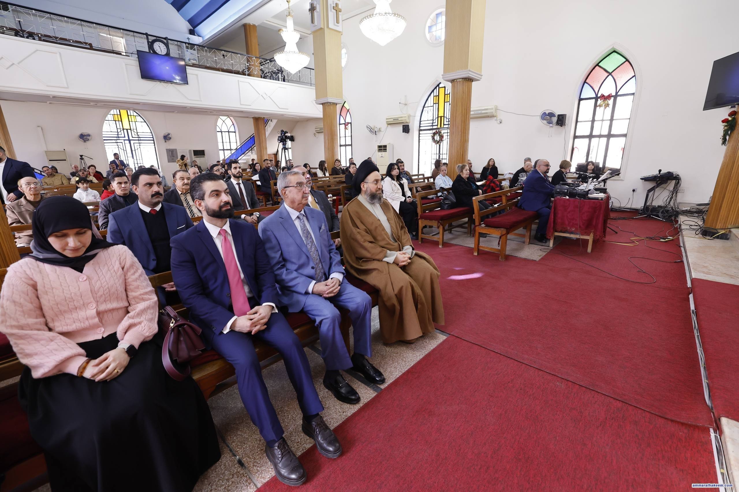 سەید حەكیم لە كڵێسەی پرۆتستانتی ئینجیلی پیرۆزبایی جەژنی لەدایك بوون دەكات