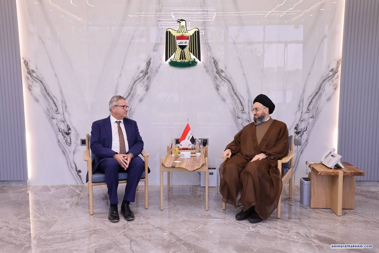 السيد الحكيم يستقبل القائم بأعمال السفارة البريطانية ويبحث معه العلاقات الثنائية وتطورات الأوضاع في المنطقة