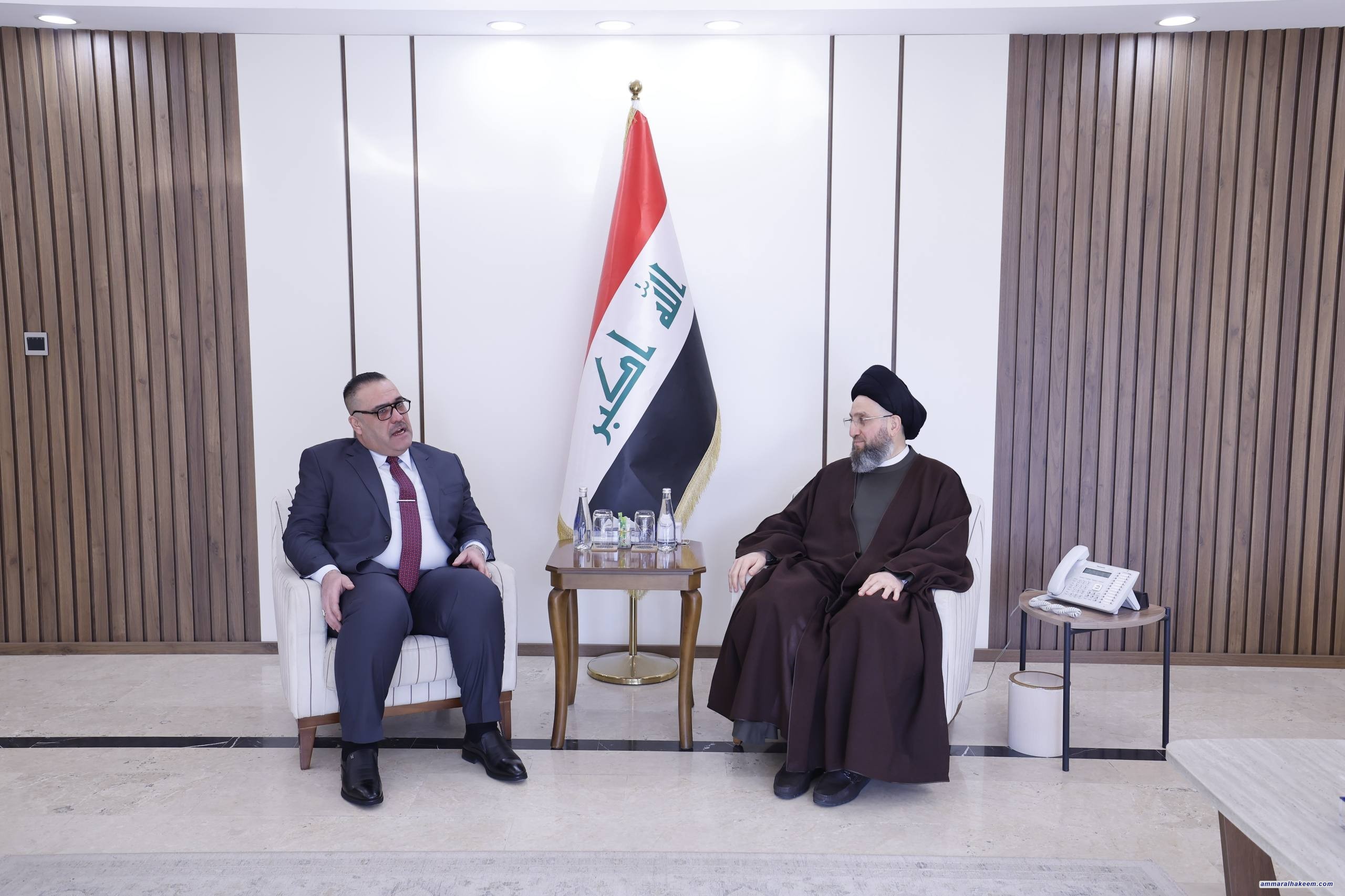 السيد الحكيم يلتقي النائب حيدر الفيلي ويبحث واقع المكوّن الفيلي وملفاته التشريعية والتنفيذية