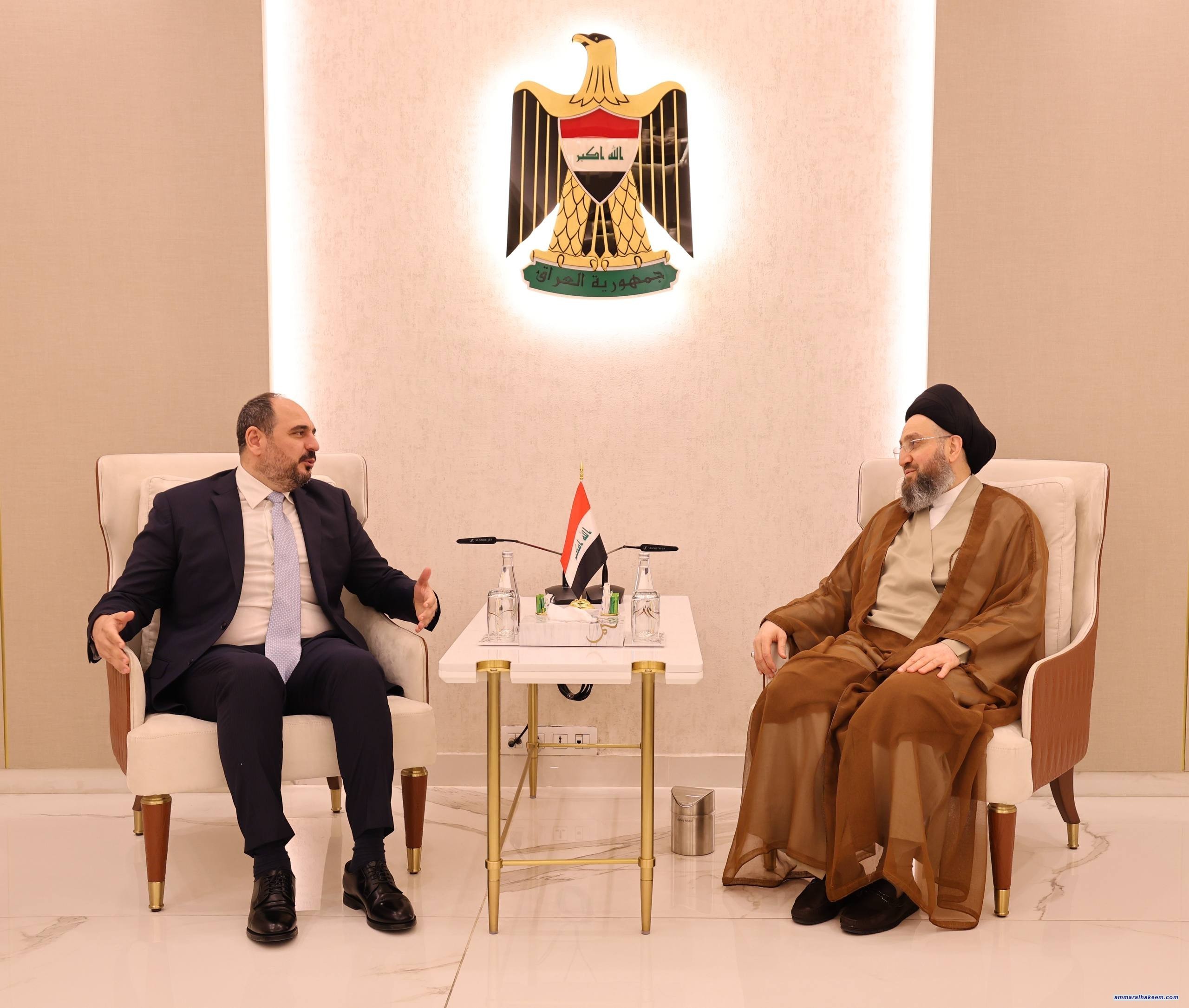 السيد الحكيم يلتقي وفد كتلة صويانا يؤكد على صون حقوق المكوّنات وضمان تمثيل المسيحيين وتشجيع عودة المهاجرين