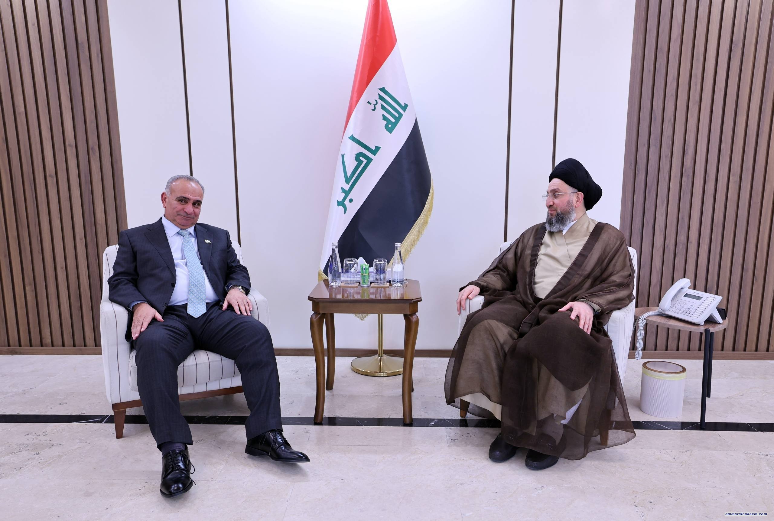 Sayyid Al-Hakeem Stresses Activating Productive Investment, Employing Iraqi Labor