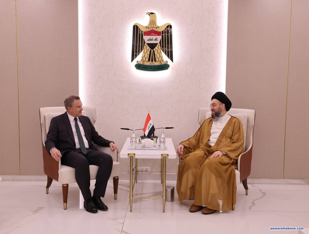 Sayyid Al-Hakeem: to Respect Iraq's Sovereignty, Openness to All Base for Balanced Relations