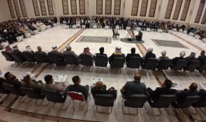 السيد الحكيم: التنوع قوة للعراق ومشروع الحكمة يقوم على الحوار والاعتدال والشراكة.